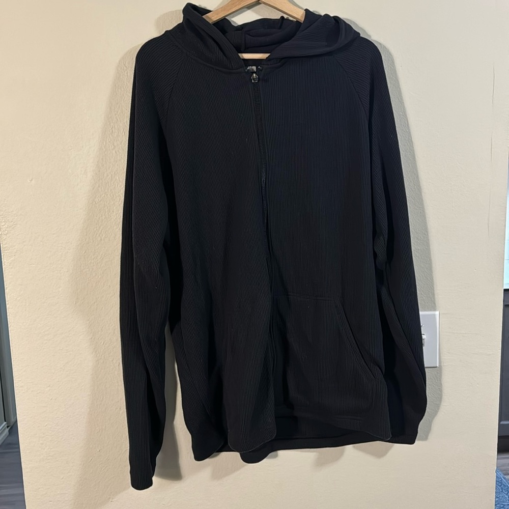 Under Armour. Black Hoodie. XL